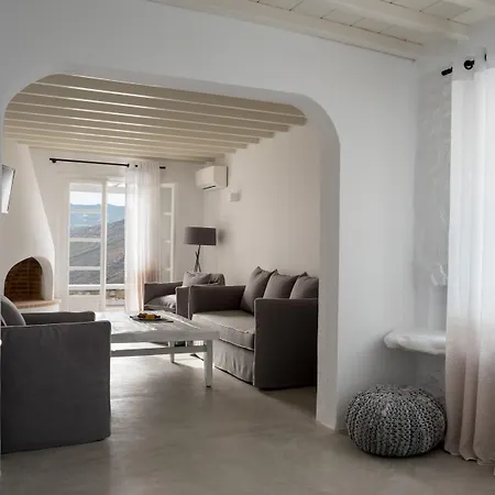 Aparthotel Cova Mykonos 4*