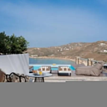 Cova Mykonos Aparthotel 4*