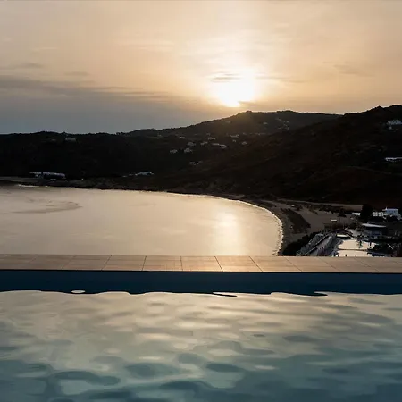 Cova Mykonos 4*